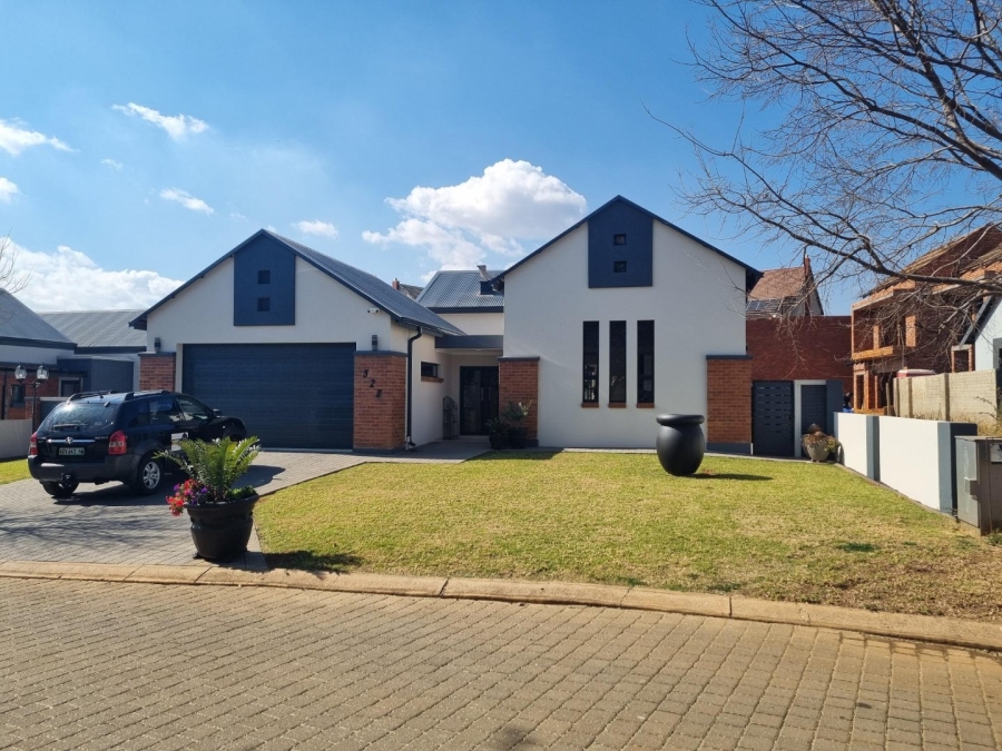 3 Bedroom Property for Sale in Landsmeer Residential Estate North West